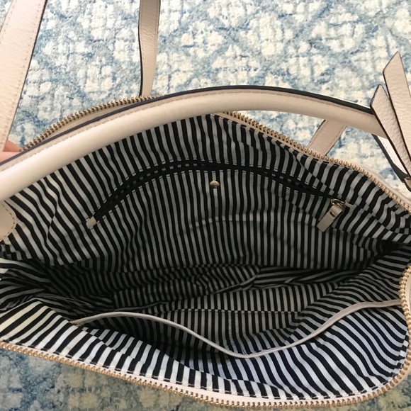 Kate Spade Cobble Hill Small Ella Crossbody Bag - Picture 15 of 16